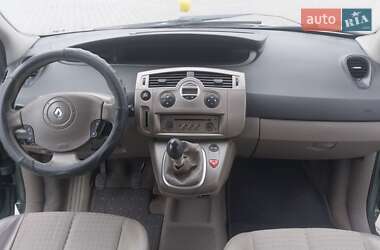 Минивэн Renault Scenic 2004 в 