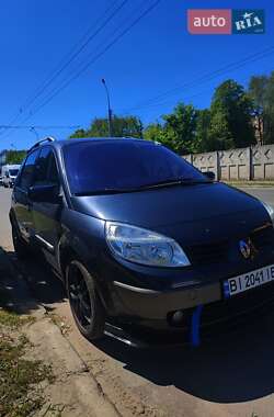 Мінівен Renault Scenic 2005 в Нових Санжарах