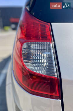 Минивэн Renault Scenic 2006 в 