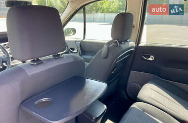 Минивэн Renault Scenic 2006 в 