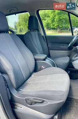 Минивэн Renault Scenic 2006 в 