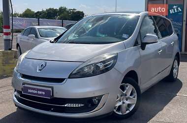 Мінівен Renault Scenic 2012 в Одесі
