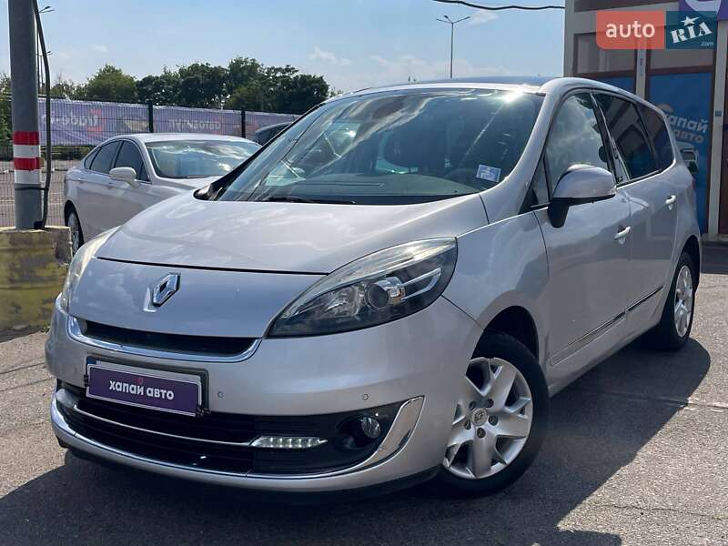 Renault Scenic 2012