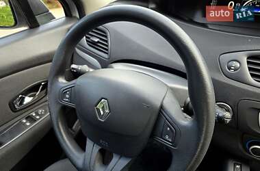 Минивэн Renault Scenic 2013 в 