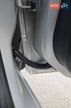Минивэн Renault Scenic 2013 в 