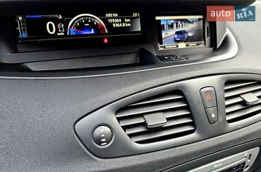 Минивэн Renault Scenic 2013 в 
