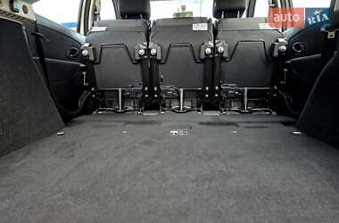 Минивэн Renault Scenic 2013 в 