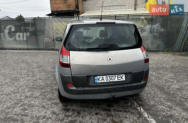 Минивэн Renault Scenic 2005 в 