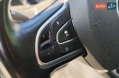 Минивэн Renault Scenic 2018 в 