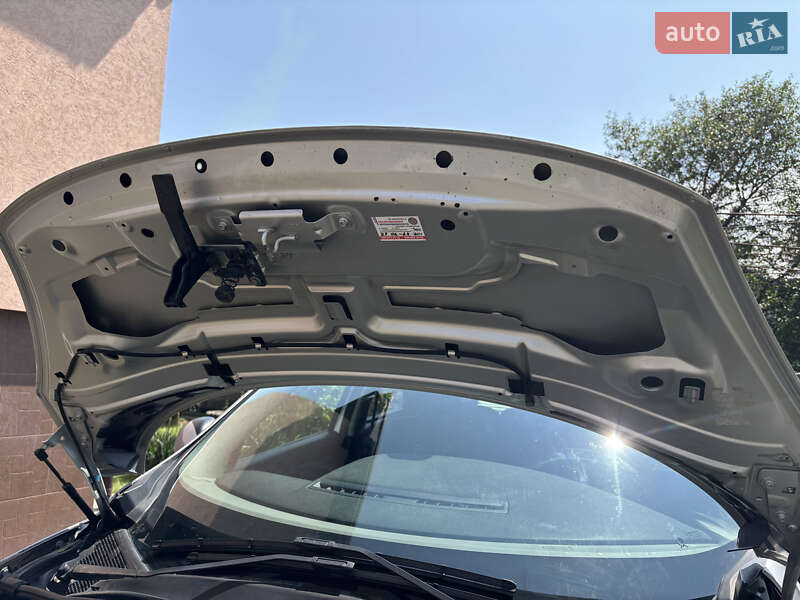 Мінівен Renault Scenic 2011 в Івано-Франківську фото 20 Мінівен Renault Scenic 2011 в Івано-Франківську