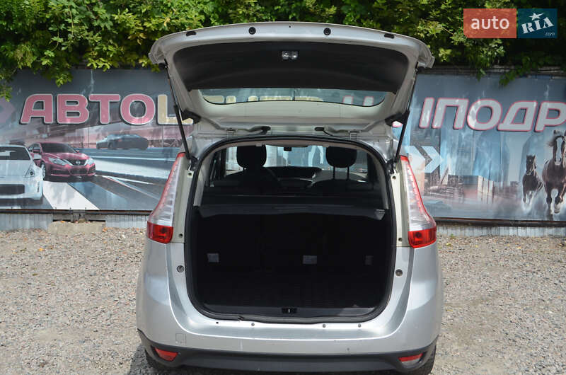 Мінівен Renault Scenic 2012 в Києві