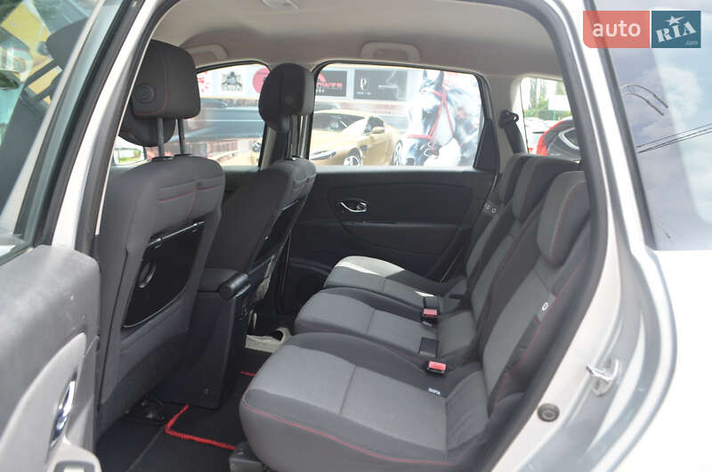 Мінівен Renault Scenic 2012 в Києві