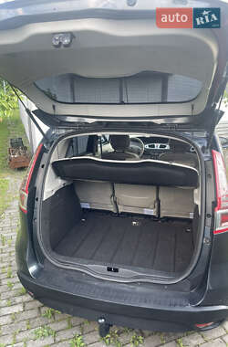 Минивэн Renault Scenic 2010 в 