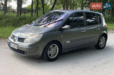 Минивэн Renault Scenic 2004 в 