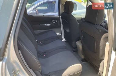 Минивэн Renault Scenic 2006 в 