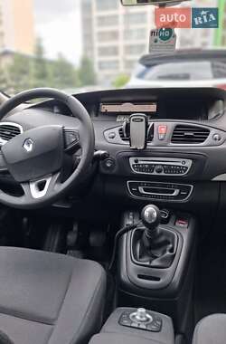 Мінівен Renault Scenic 2010 в Києві