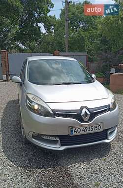 Минивэн Renault Scenic 2013 в 