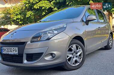 Мінівен Renault Scenic 2011 в Одесі