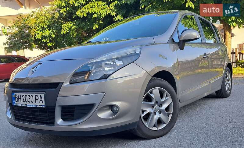Минивэн Renault Scenic 2011 в Одессе