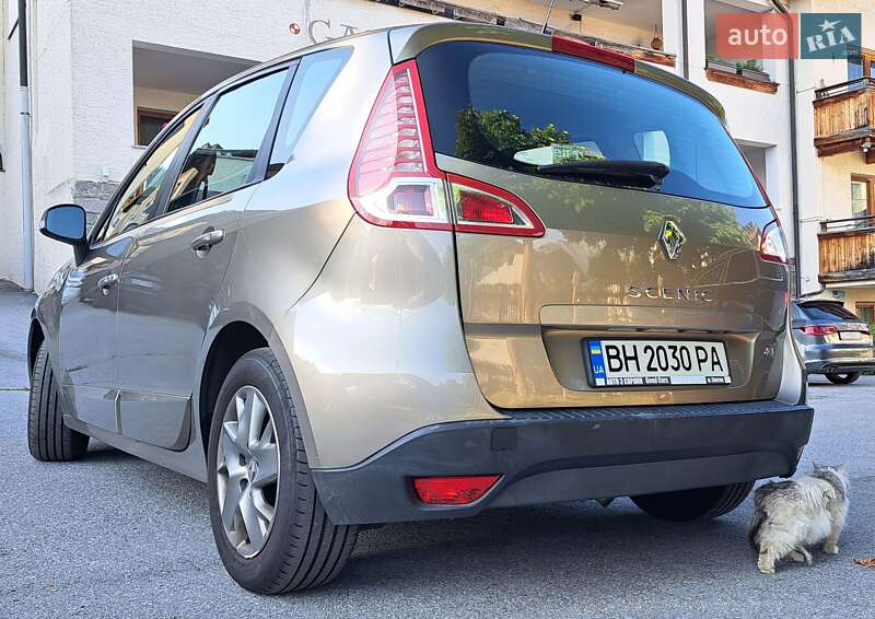 Минивэн Renault Scenic 2011 в Одессе