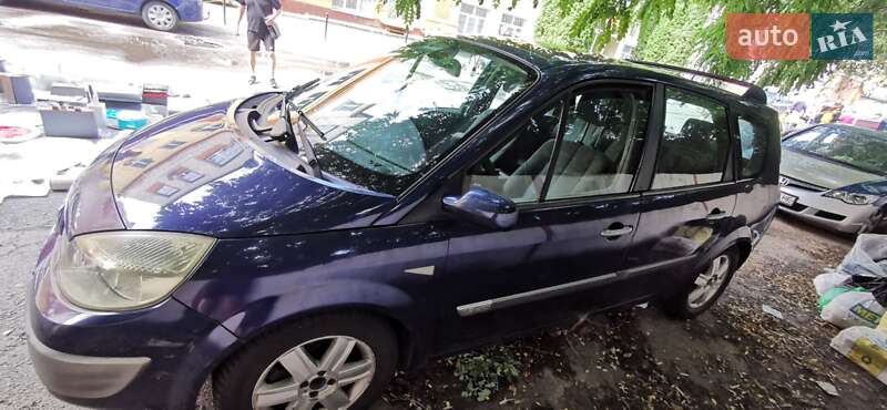 Минивэн Renault Scenic 2005 в Киеве