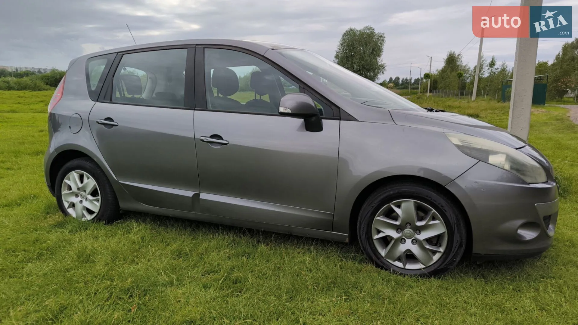 2011 Renault Scenic - мініатюра 2