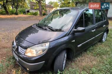 Минивэн Renault Scenic 2005 в 