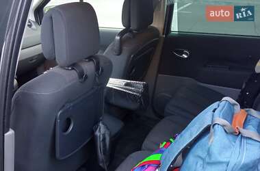 Минивэн Renault Scenic 2006 в 