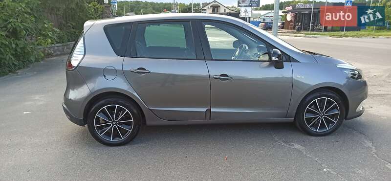 Минивэн Renault Scenic 2013 в Киеве