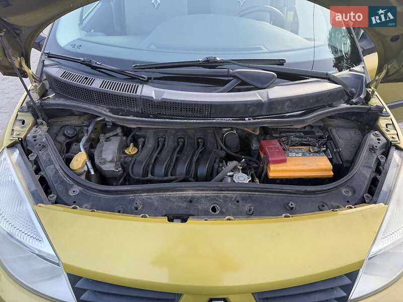 Минивэн Renault Scenic 2006 в Львове