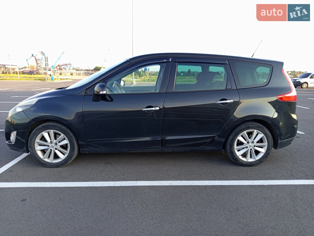 2010 Renault Scenic - мініатюра 24