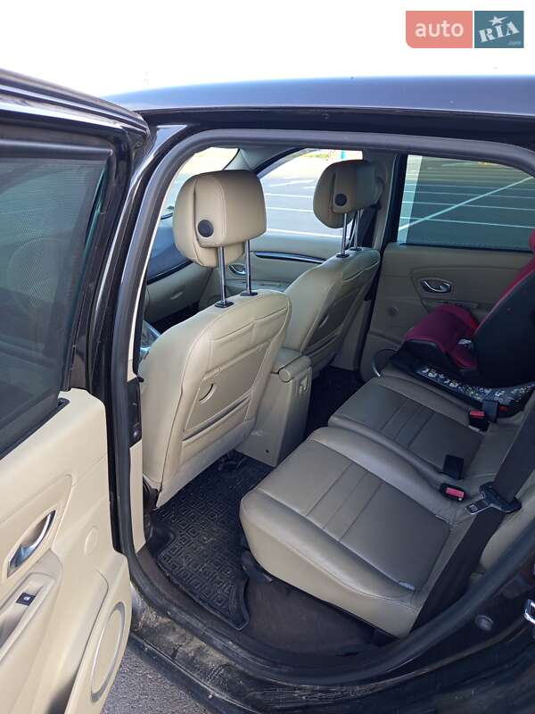 Минивэн Renault Scenic 2009 в Львове