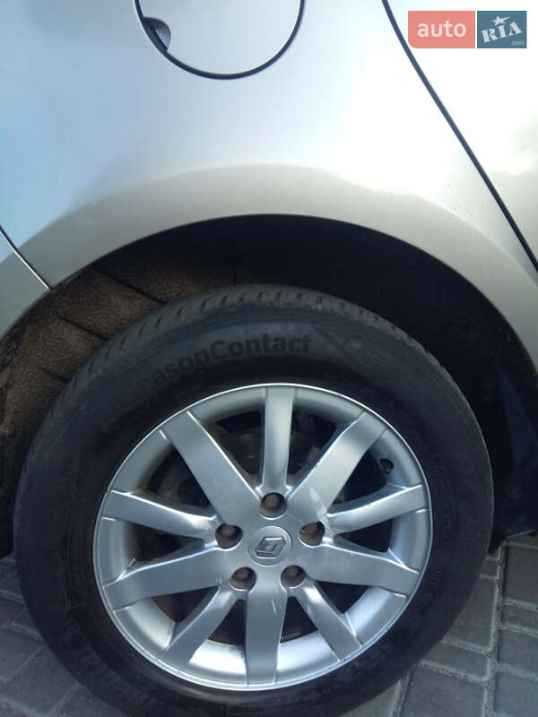Минивэн Renault Scenic 2009 в Черкассах