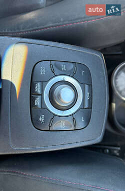 Минивэн Renault Scenic 2012 в 