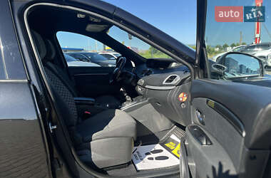 Минивэн Renault Scenic 2010 в 