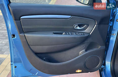 Мінівен Renault Scenic 2014 в 