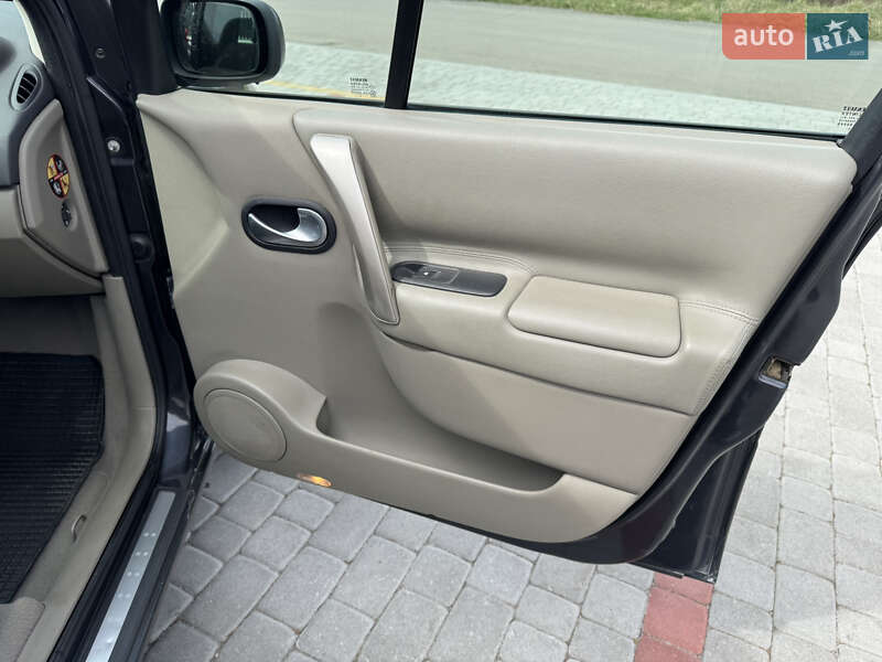 Минивэн Renault Scenic 2005 в Староконстантинове фото 19 Минивэн Renault Scenic 2005 в Староконстантинове