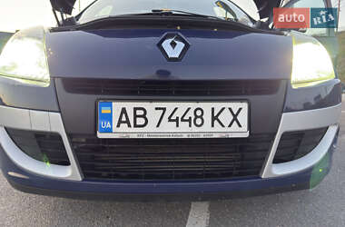 Минивэн Renault Scenic 2009 в 