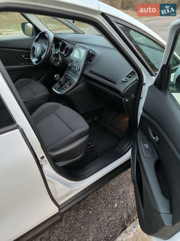 Минивэн Renault Scenic 2018 в Каменском