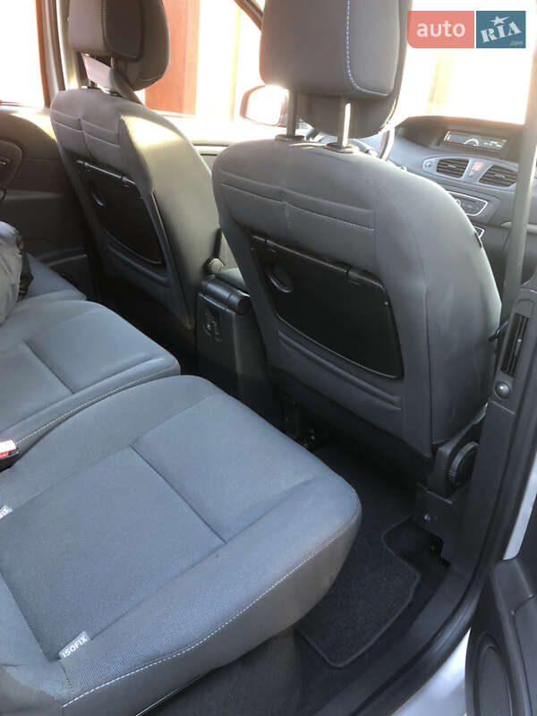 Минивэн Renault Scenic 2010 в Луцке