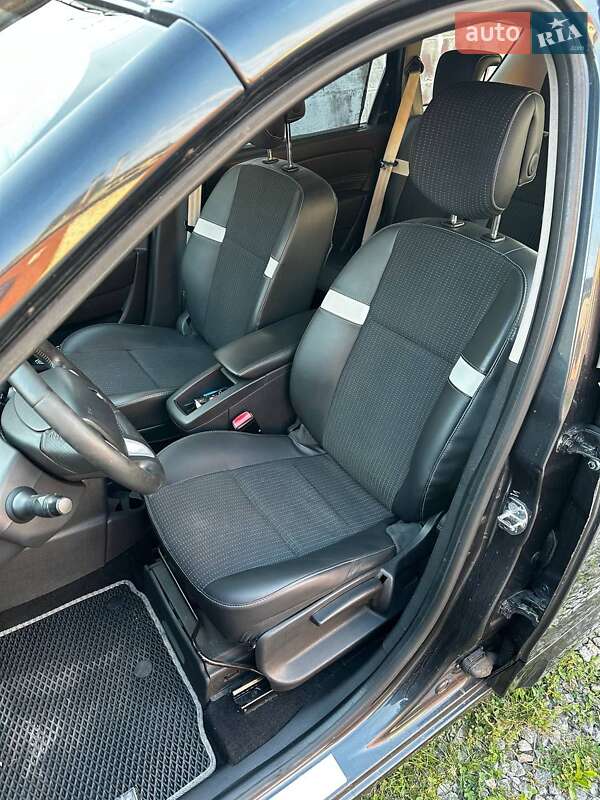 Минивэн Renault Scenic 2011 в Киеве