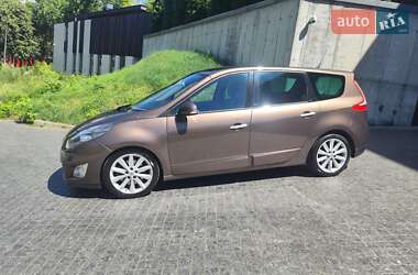 Мінівен Renault Scenic 2010 в 