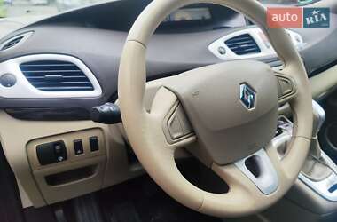 Мінівен Renault Scenic 2010 в 