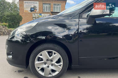 Минивэн Renault Scenic 2011 в 