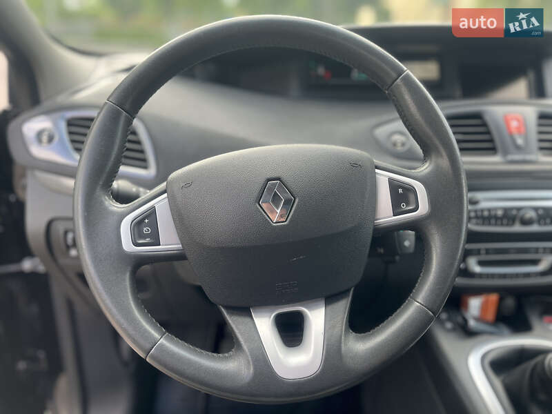 Минивэн Renault Scenic 2011 в Черкассах фото 37 Минивэн Renault Scenic 2011 в Черкассах