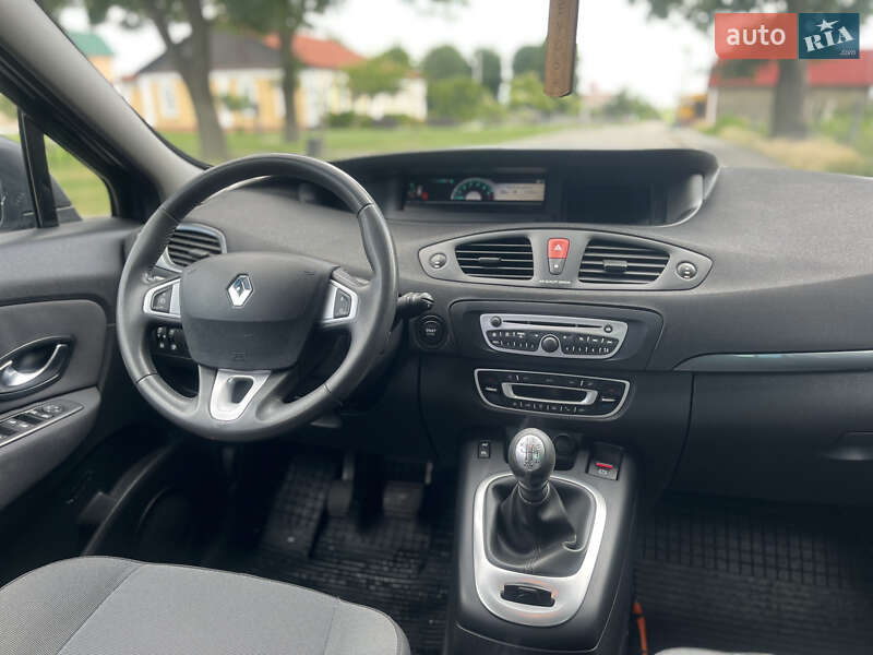 Минивэн Renault Scenic 2011 в Черкассах фото 42 Минивэн Renault Scenic 2011 в Черкассах