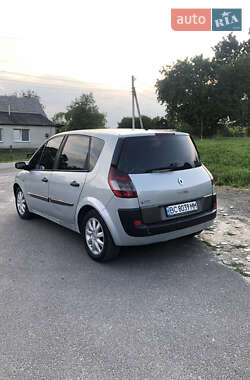 Минивэн Renault Scenic 2004 в 