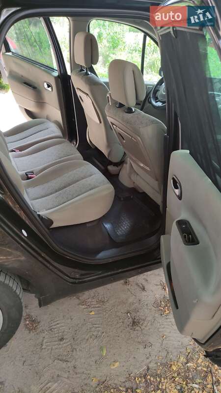 Минивэн Renault Scenic 2007 в Буче