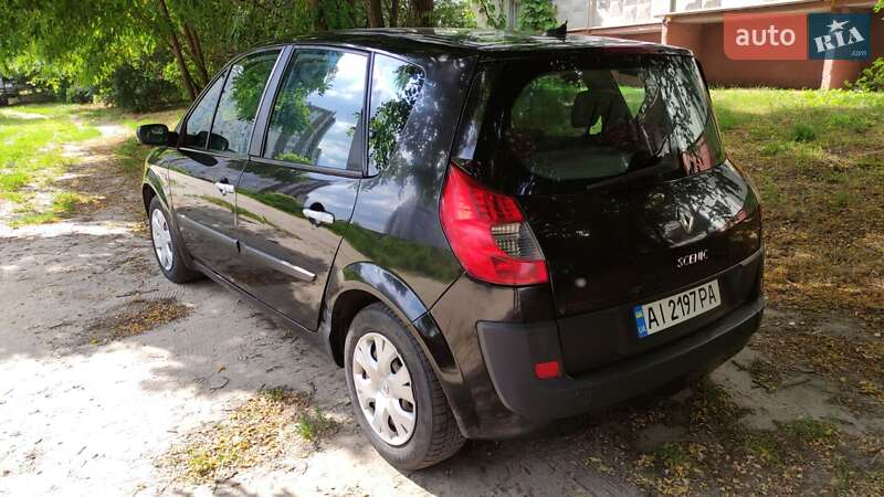 Минивэн Renault Scenic 2007 в Буче