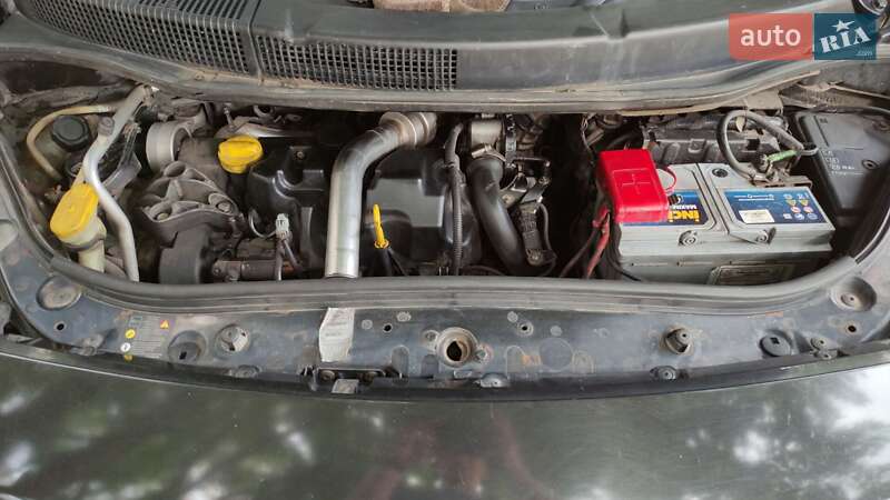 Минивэн Renault Scenic 2007 в Буче